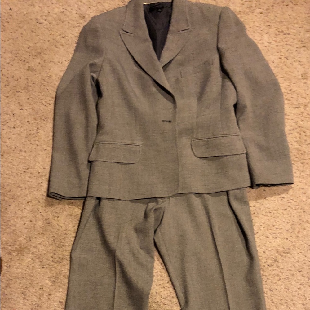 Anne Klein pant suit